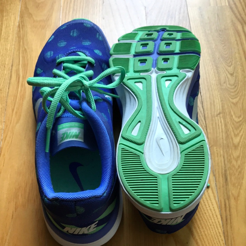 Women’s Nike Dual Fusion